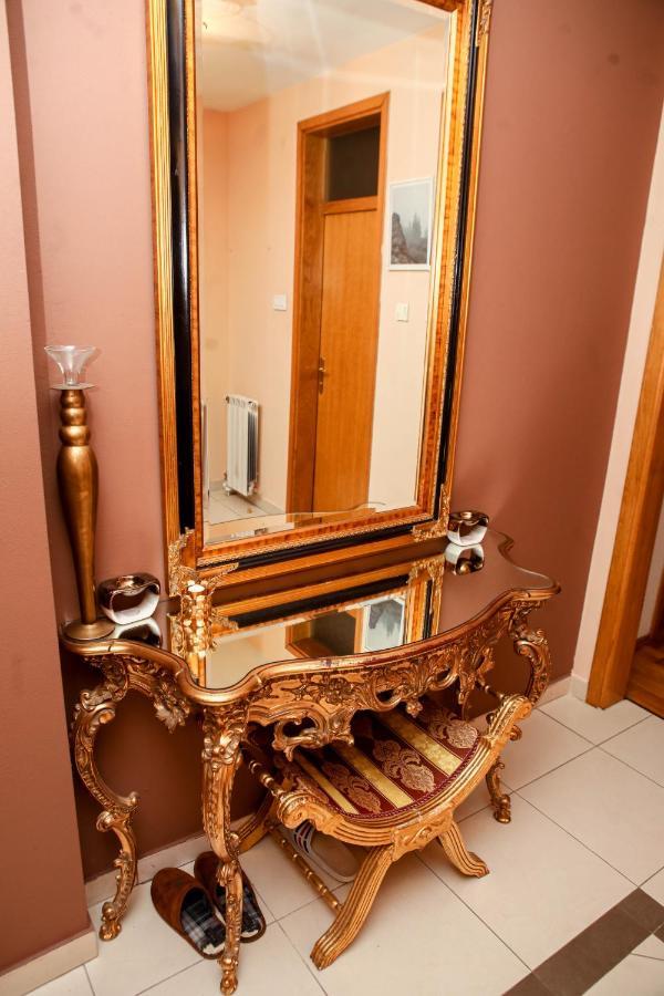 Ugodan I Luksuzan Apartman Banja Luka Extérieur photo